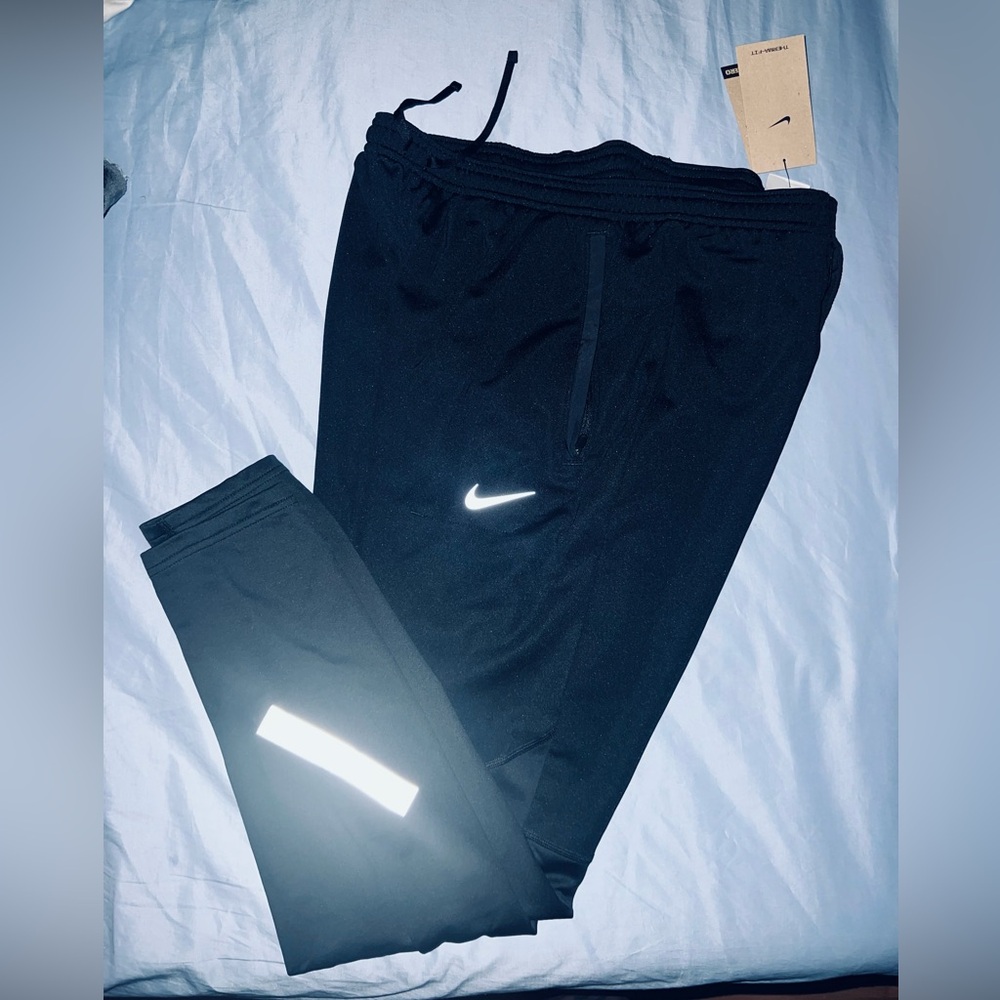 Nike Thermal fit Sweatpants